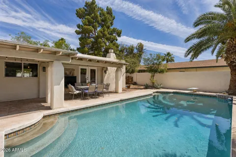 $835,000 | 124 West El Caminito Drive, Phoenix, AZ 85021