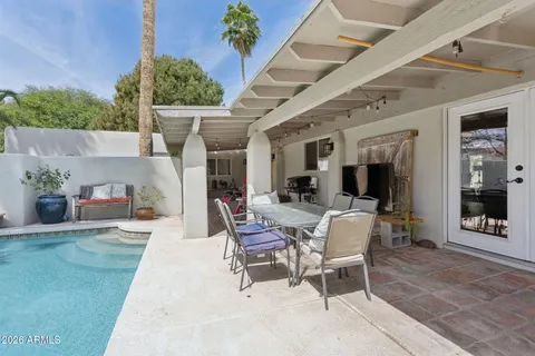 $835,000 | 124 West El Caminito Drive, Phoenix, AZ 85021
