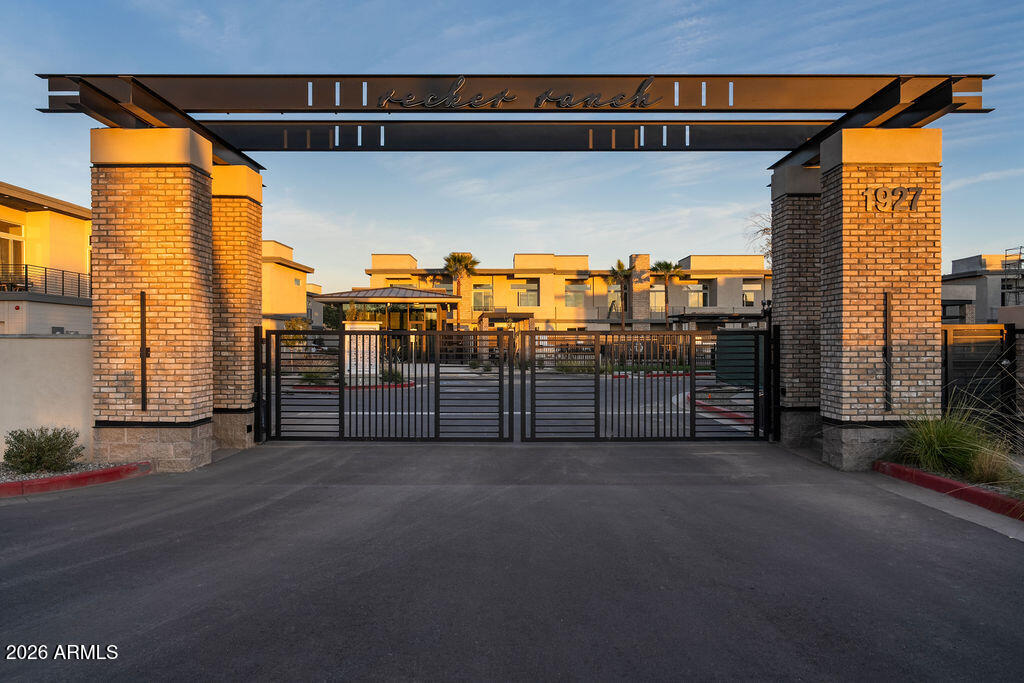 1927 South Recker Road, Unit 154 Mesa, AZ 85206 - Photo 48 of 50 DSC00578-Edit