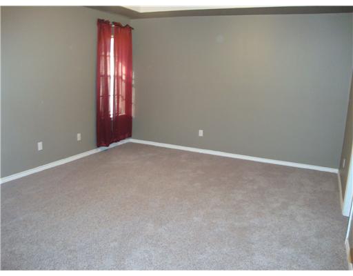 4246 Valley Circle Corpus Christi, TX 78413 - Photo 5 of 7 a view of an empty room and window