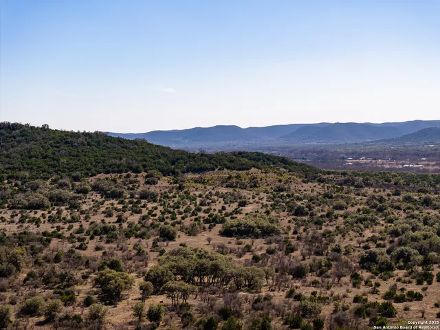 $303,050 | 2400 Little Dry Frio Road, Rio Frio, TX 78879