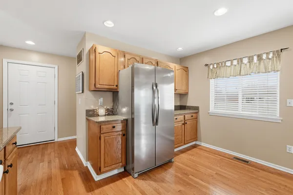 $325,000 | 1223 Lori Lane, Fenton, MI 48430