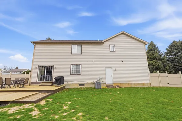 $325,000 | 1223 Lori Lane, Fenton, MI 48430