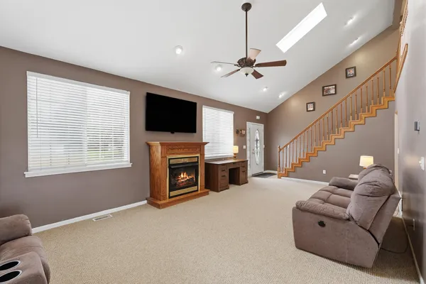 $325,000 | 1223 Lori Lane, Fenton, MI 48430