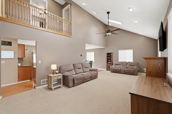 $325,000 | 1223 Lori Lane, Fenton, MI 48430