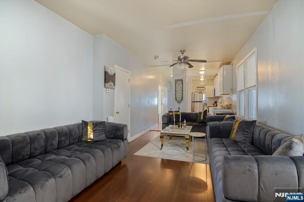22 Tuttle Street Wallington, NJ 07057 - Photo 4 of 33