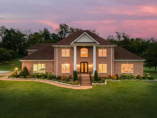 front view of house with a yard