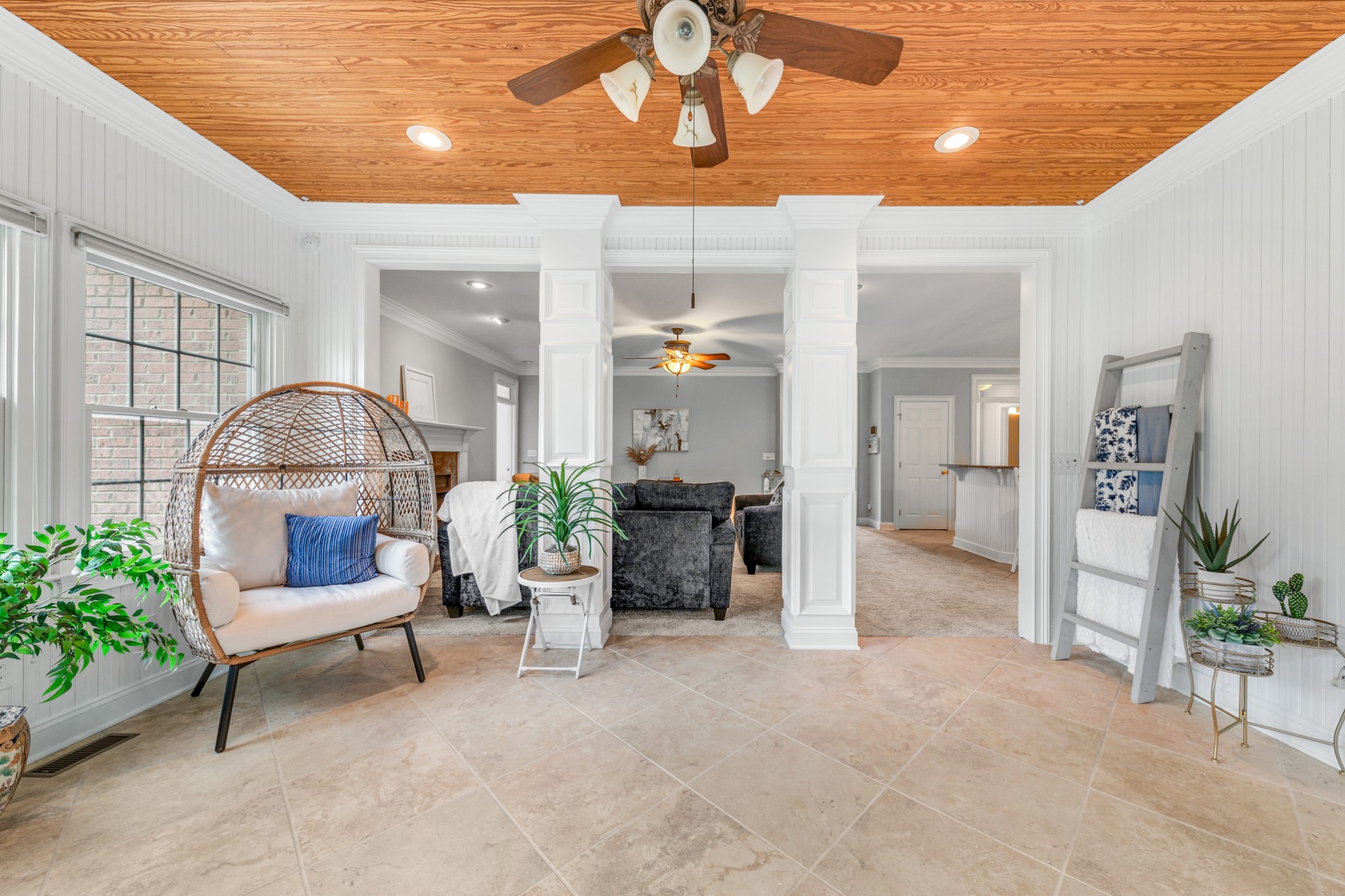 3895 Ostella Road Lewisburg, TN 37091 - Photo 41 of 100 a living room with furniture and a chandelier
