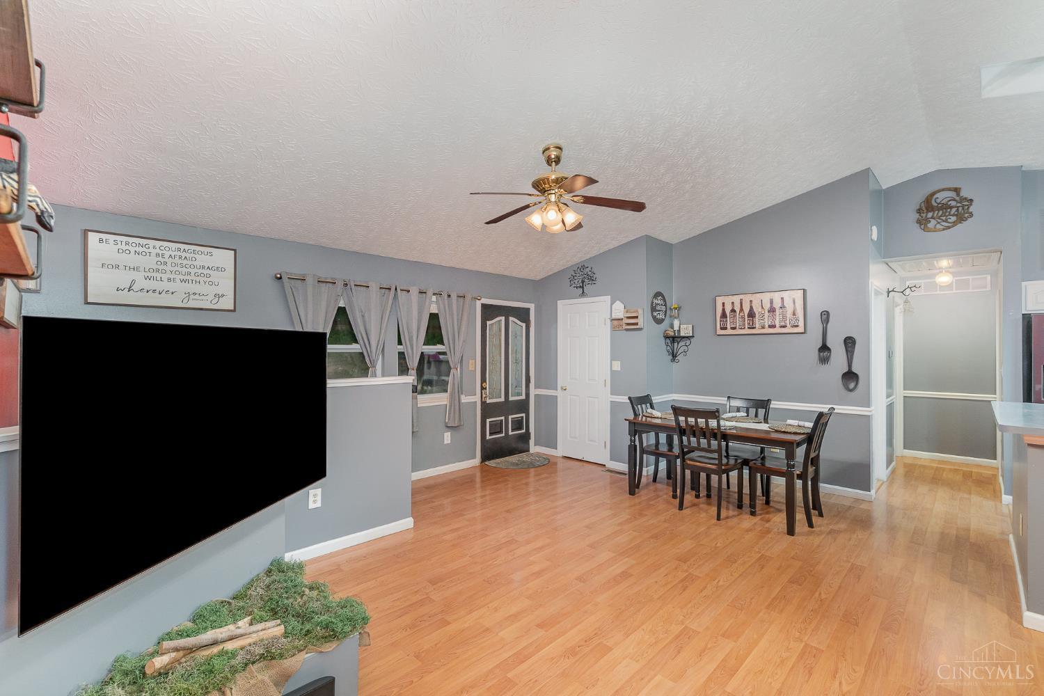 402 Circle Drive Ripley, OH 45167 - Photo 4 of 28 Gallery Image 4