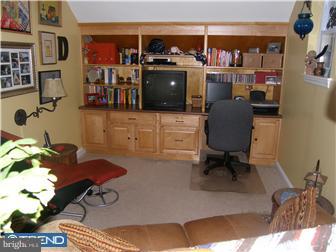 59 West Chelfield Road Glenside, PA 19038 - Photo 8 of 10 Bedroom 3