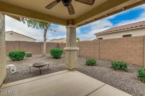 $2,400 | 3519 East Pinot Noir Avenue, Gilbert, AZ 85298