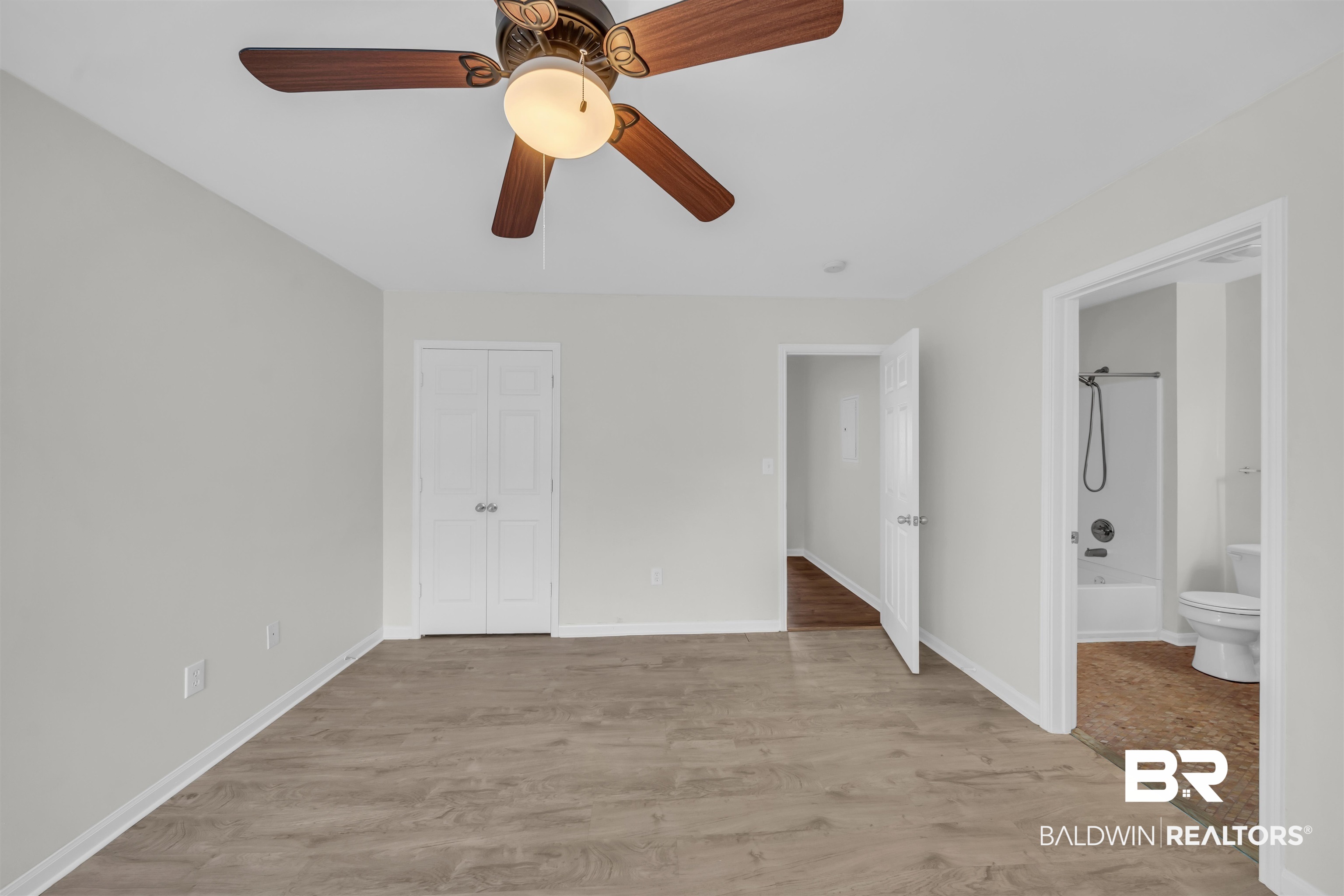 1517 Regency Road, Unit 144 Gulf Shores, AL 36542 - Photo 17 of 25
