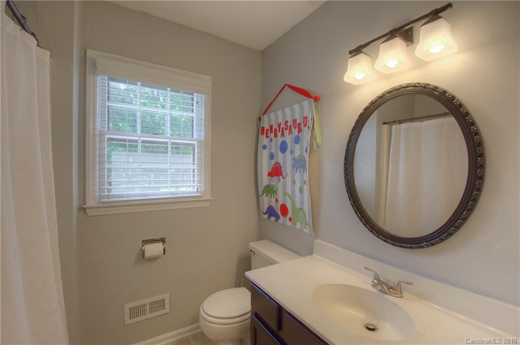 326 Sandymead Road Matthews, NC 28105 - Photo 17 of 23 Gallery Image 17