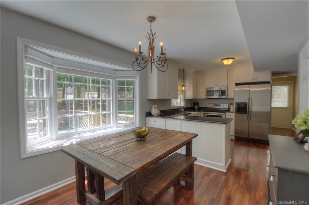 326 Sandymead Road Matthews, NC 28105 - Photo 7 of 23 Gallery Image 7
