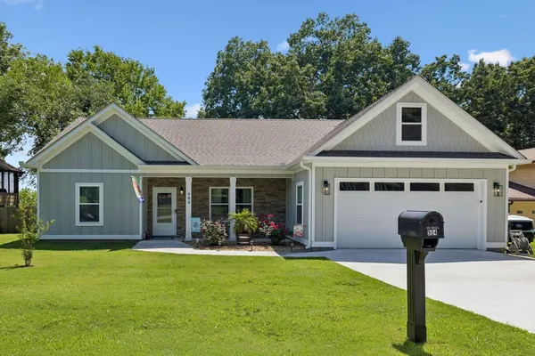 $396,000 | 904 Wesley Drive, Hixson, TN 37343