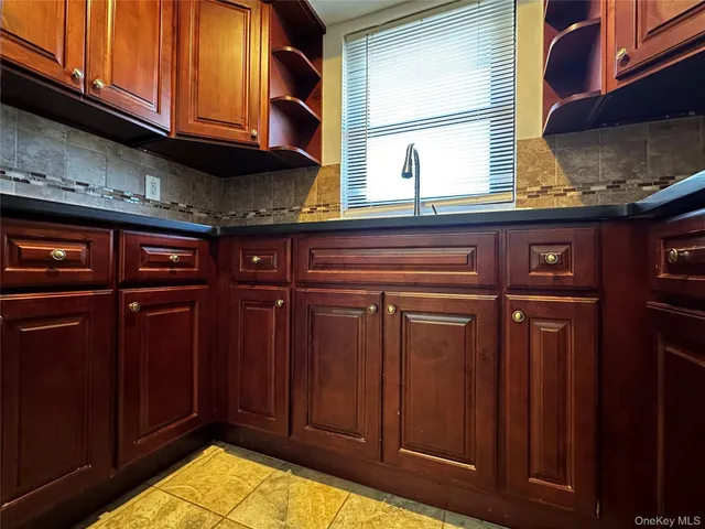 $2,000 | 79 Bailey Court, Unit 79, Middle Island, NY 11953