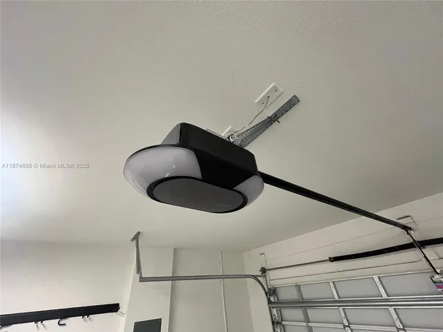 $3,250 | 2600 Southeast 25th Street, Homestead, FL 33035