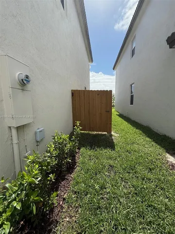 $3,250 | 2600 Southeast 25th Street, Homestead, FL 33035