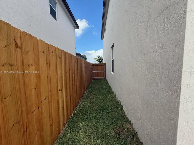 $3,250 | 2600 Southeast 25th Street, Homestead, FL 33035