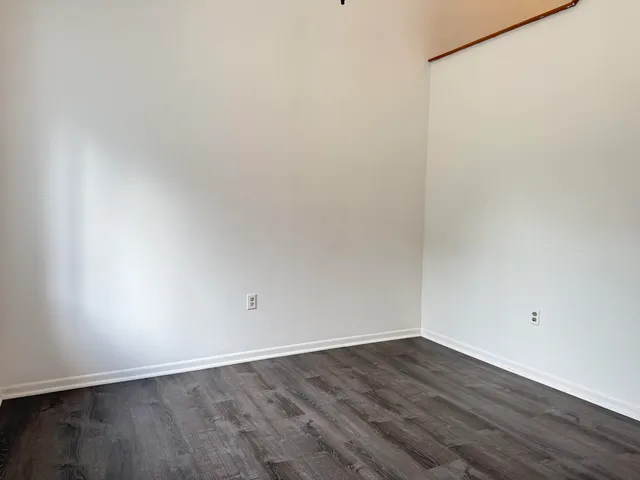 $2,950 | 4 Churchill Court, Bedford, NH 03110