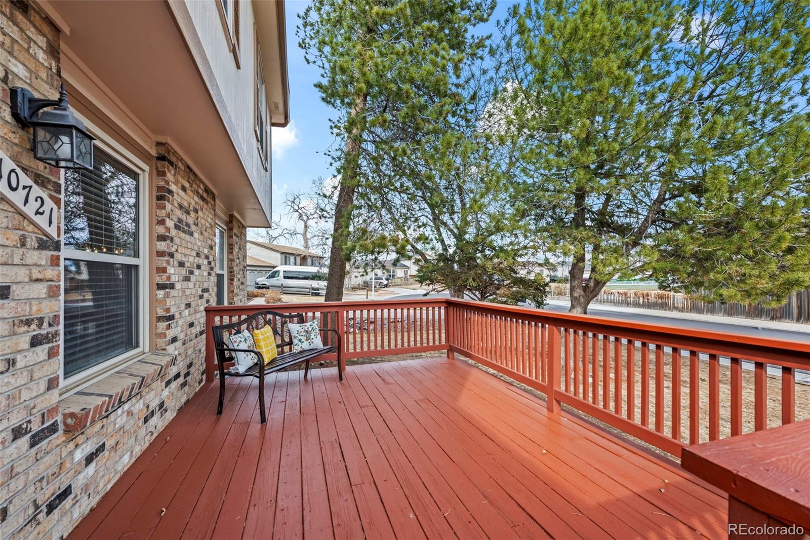 10721 Queen Street Broomfield, CO 80021 - Photo 3 of 25 a view of balcony with furniture
