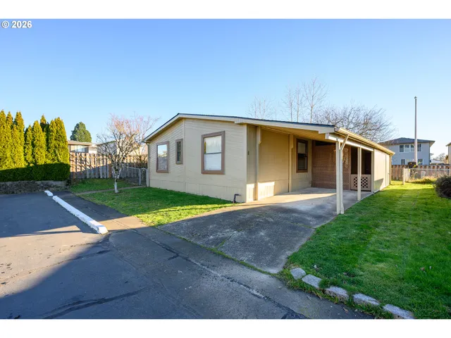 $75,000 | 301 East Columbia Drive, Unit 8, Newberg, OR 97132