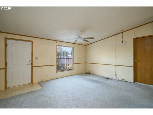 $75,000 | 301 East Columbia Drive, Unit 8, Newberg, OR 97132