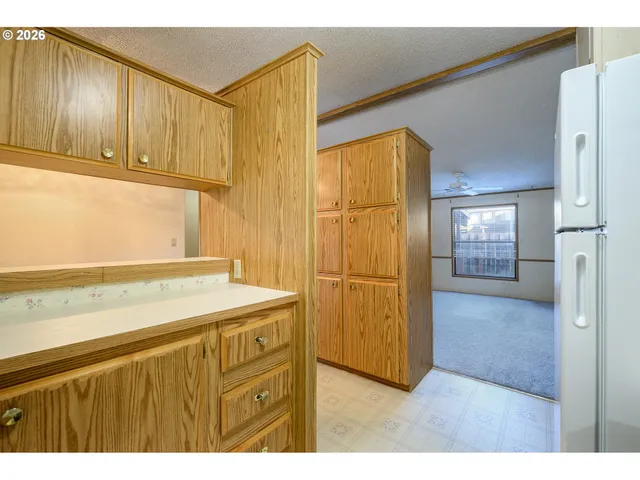 $75,000 | 301 East Columbia Drive, Unit 8, Newberg, OR 97132