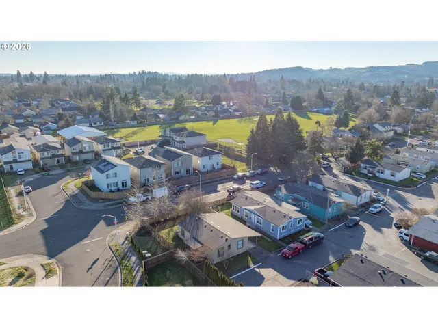 $75,000 | 301 East Columbia Drive, Unit 8, Newberg, OR 97132