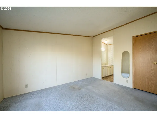 $75,000 | 301 East Columbia Drive, Unit 8, Newberg, OR 97132