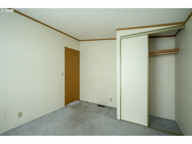 $75,000 | 301 East Columbia Drive, Unit 8, Newberg, OR 97132