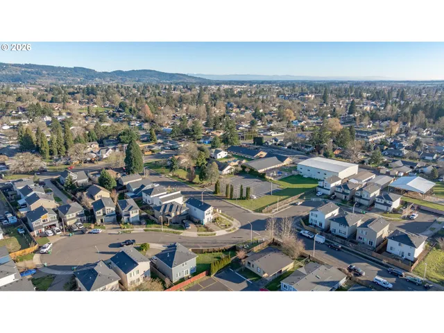 $75,000 | 301 East Columbia Drive, Unit 8, Newberg, OR 97132