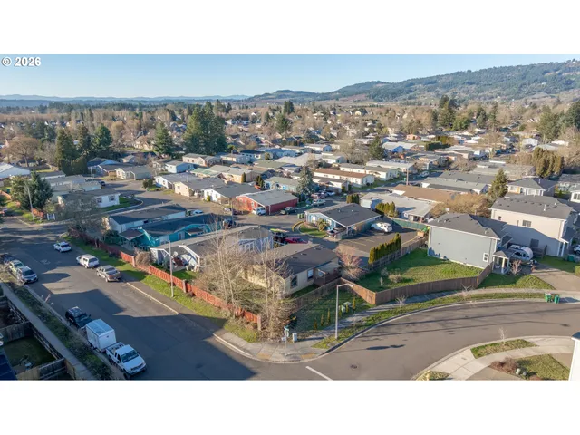 $75,000 | 301 East Columbia Drive, Unit 8, Newberg, OR 97132