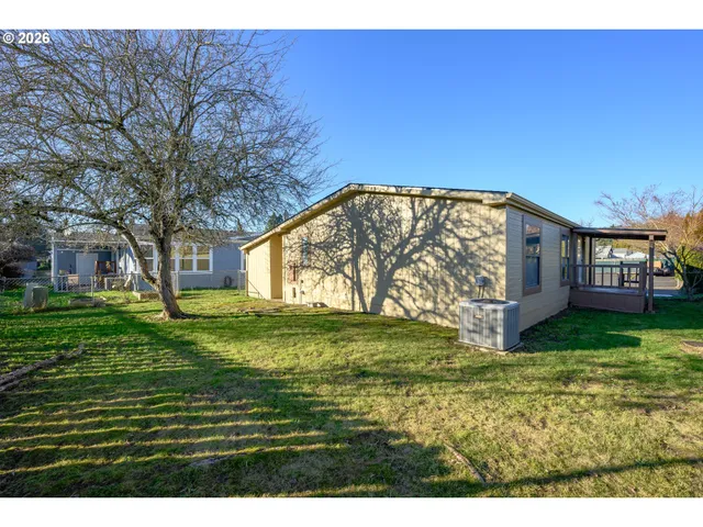 $75,000 | 301 East Columbia Drive, Unit 8, Newberg, OR 97132