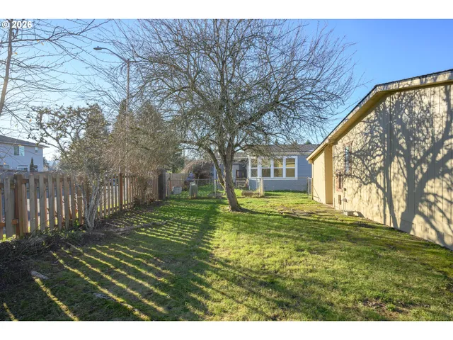 $75,000 | 301 East Columbia Drive, Unit 8, Newberg, OR 97132