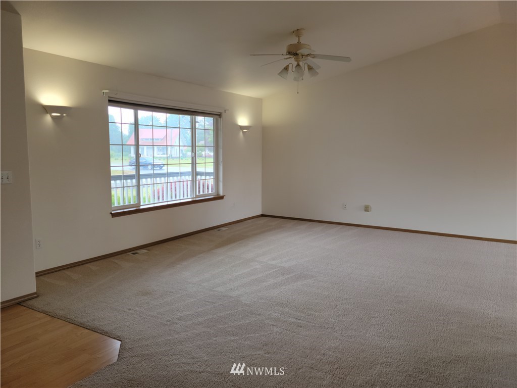 20122 Tahoma Circle Southwest Rochester, WA 98579 - Photo 14 of 25