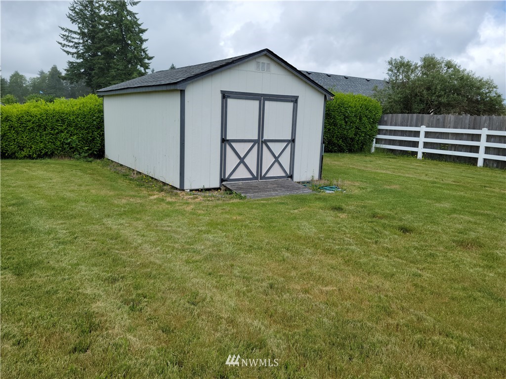 20122 Tahoma Circle Southwest Rochester, WA 98579 - Photo 8 of 25