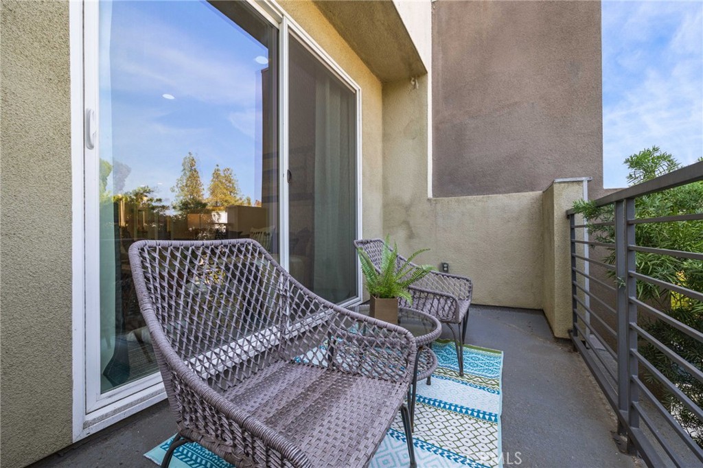9040 Garvey Avenue, Unit 5 Rosemead, CA 91770 - Photo 8 of 33 a view of a patio with a table and chairs