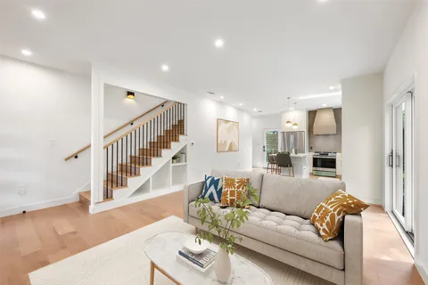 $1,605,000 | 1404 Justin Lane, Austin, TX 78757