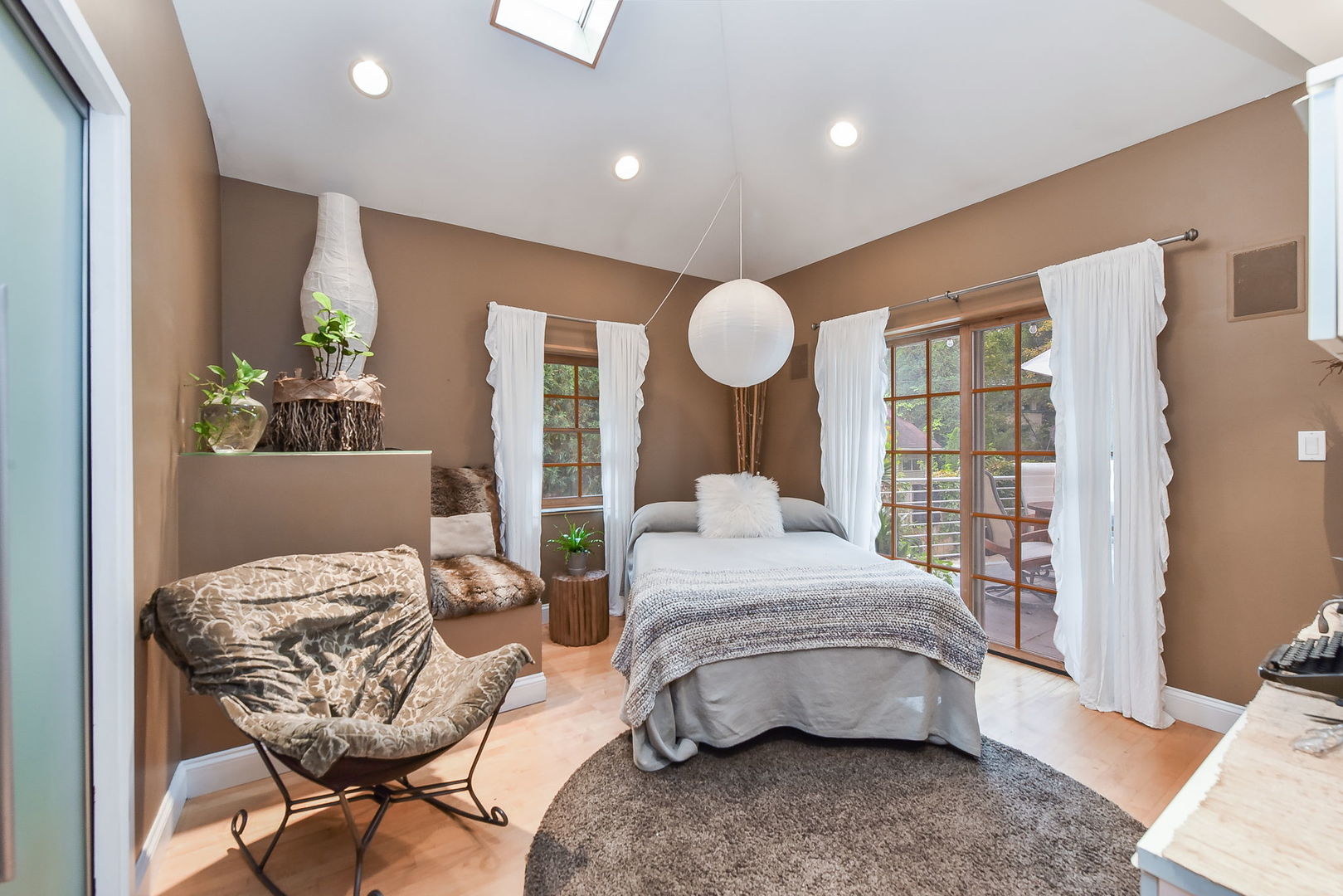 248 Gage Road Riverside, IL 60546 - Photo 15 of 31