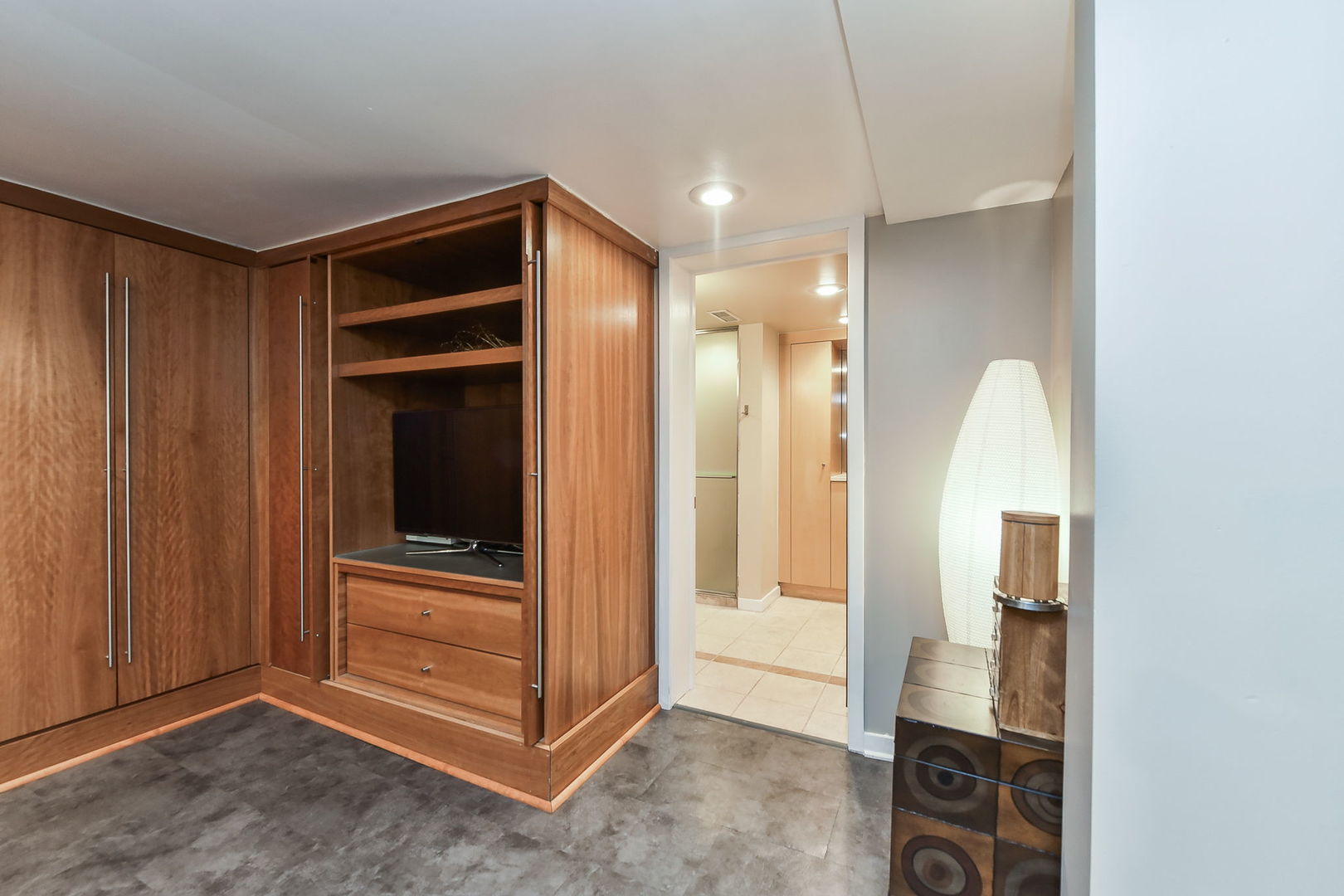 248 Gage Road Riverside, IL 60546 - Photo 19 of 31