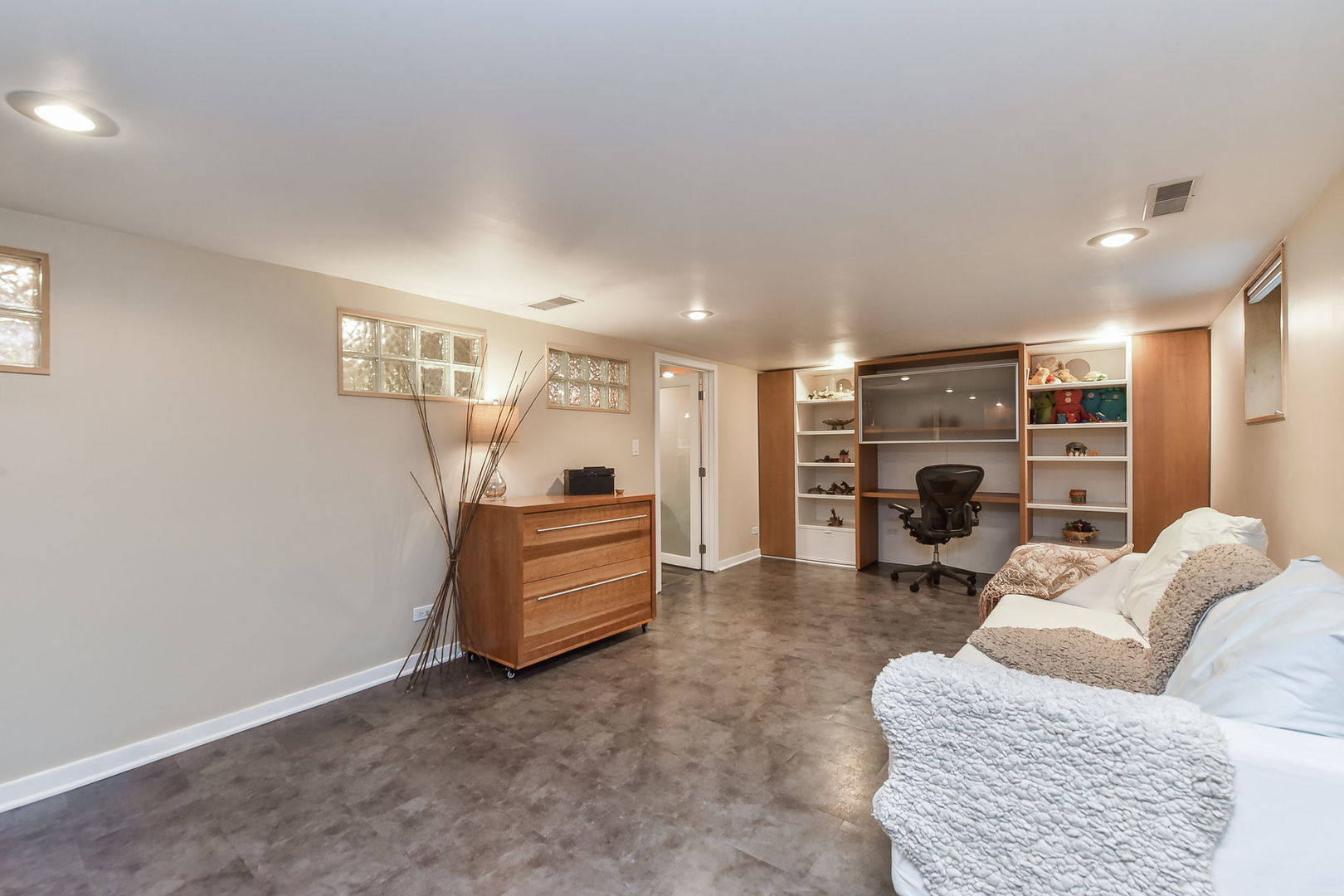 248 Gage Road Riverside, IL 60546 - Photo 22 of 31