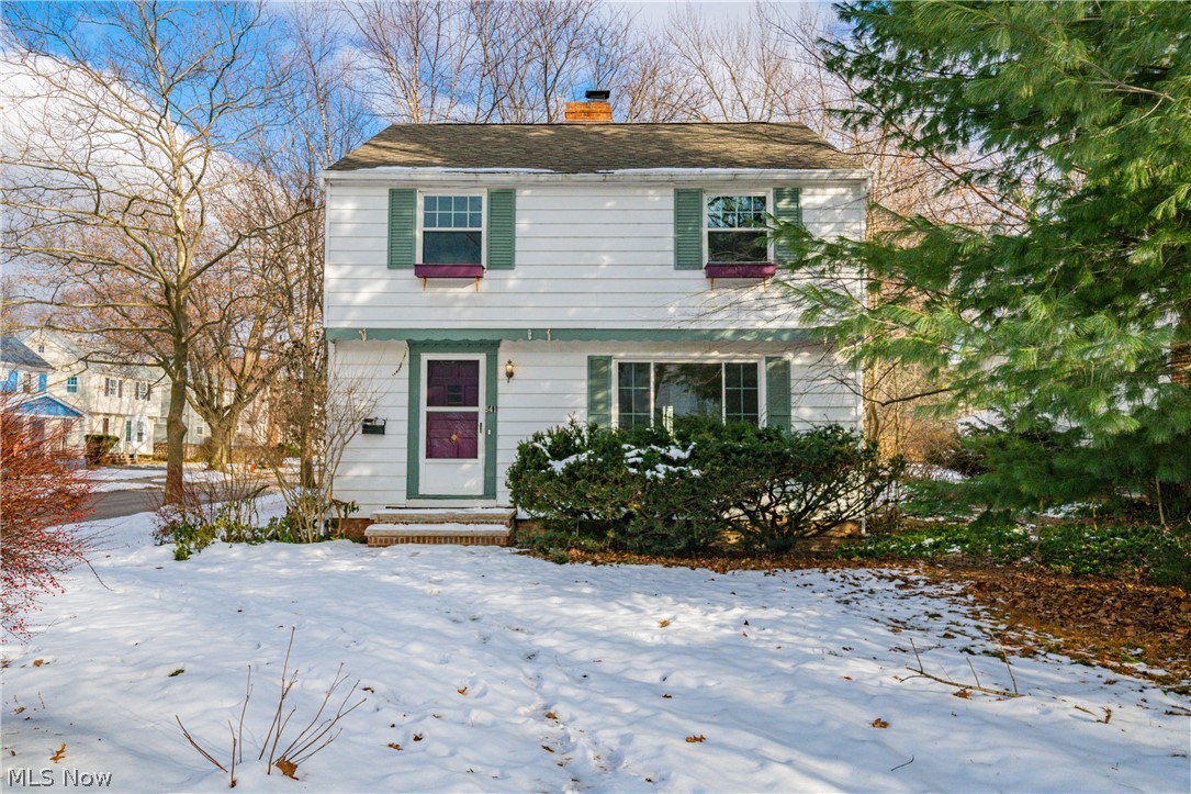841 Englewood Road Cleveland Heights, OH 44121 - Photo 1 of 34