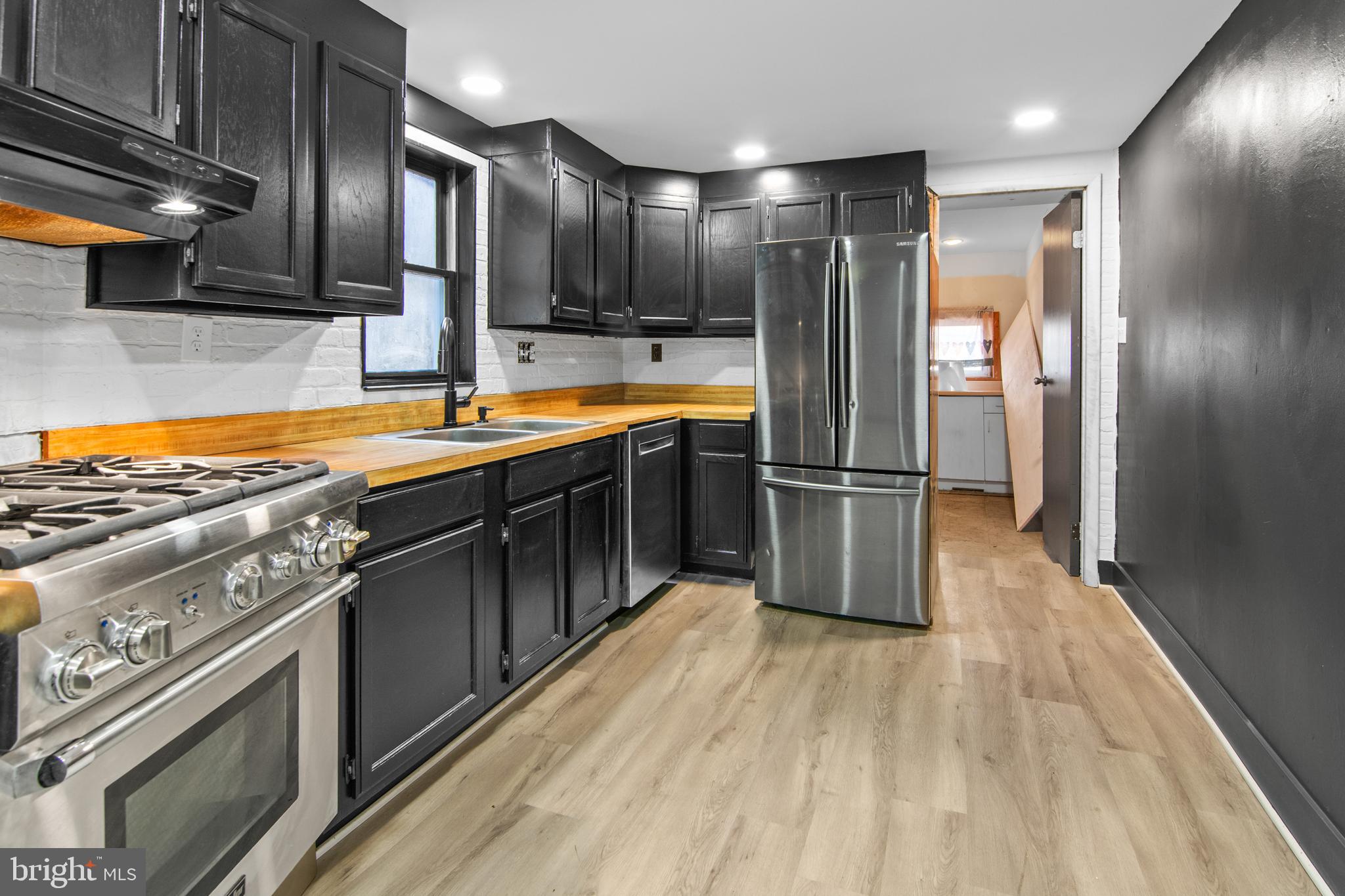 808 East Fort Avenue Baltimore, MD 21230 - Photo 14 of 28