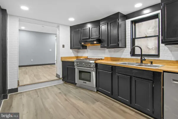 $3,200 | 808 East Fort Avenue, Baltimore, MD 21230