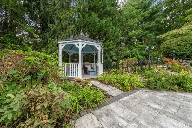 a picture of floor plan