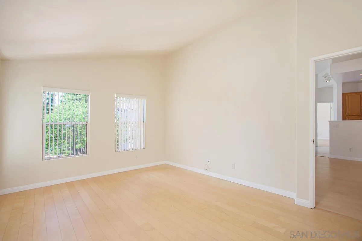 5558 Renaissance Avenue, Unit 1 San Diego, CA 92122 - Photo 16 of 36