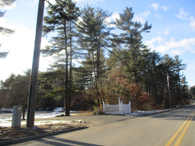 1225 Bodwell Road, Unit 2 Manchester, NH 03109 - Photo 3 of 8 Gallery Image 3