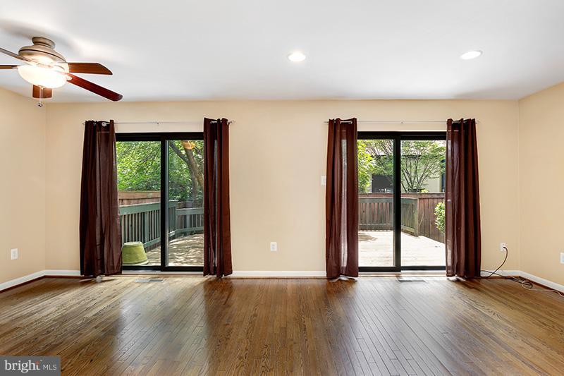 2044 Golf Course Drive Reston, VA 20191 - Photo 14 of 30 Interior (General)