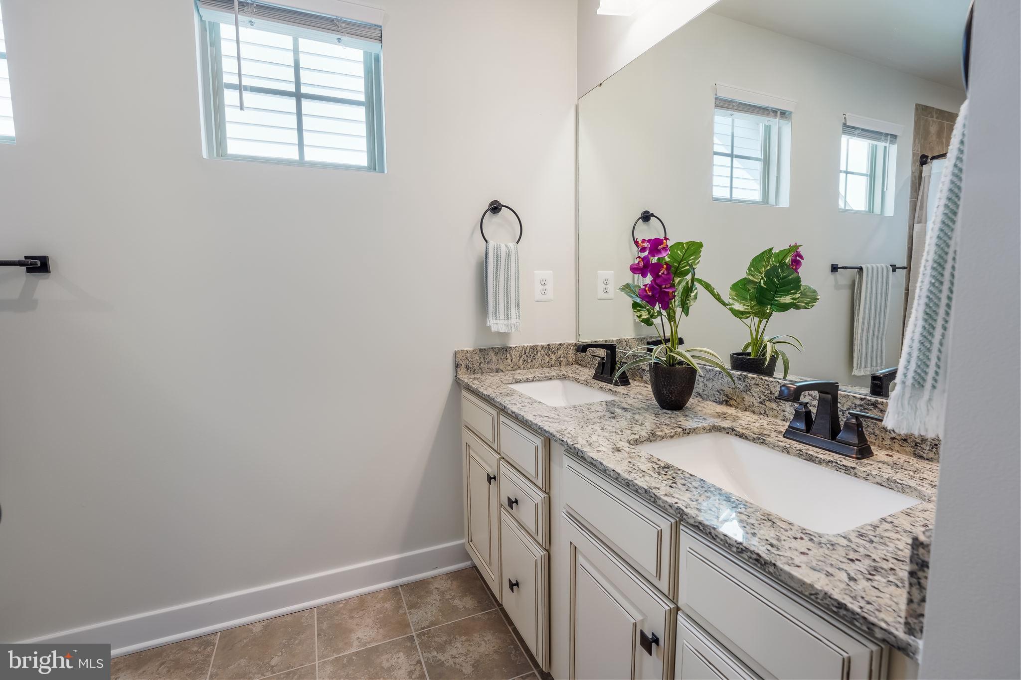 18216 Red Mulberry Road Dumfries, VA 22026 - Photo 28 of 67 Full bath w/upgraded dual sink vanity.